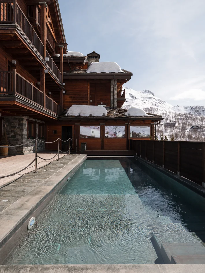 Luxury hotels, chalets & suites in Cervinia – Aosta Valley